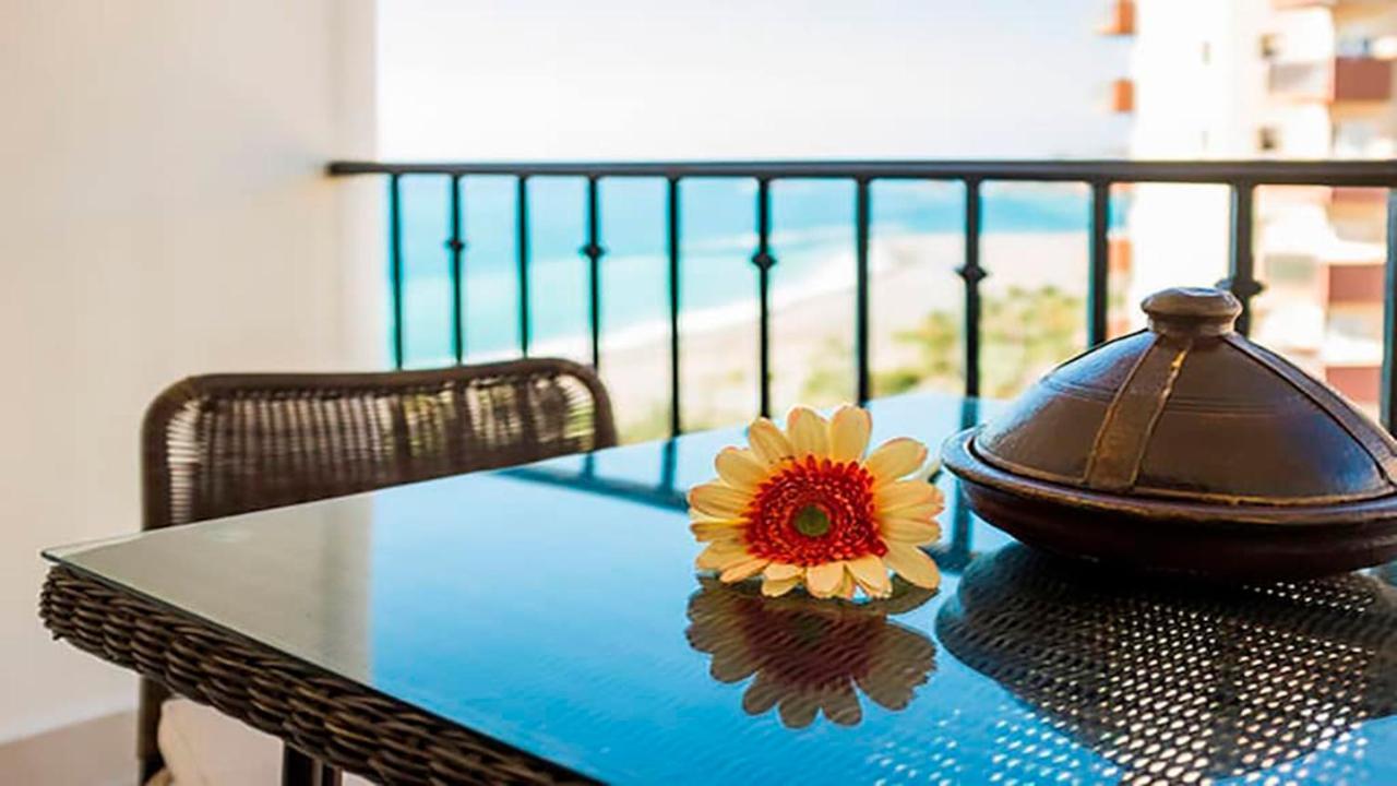 Apartamento En La Playa Con Vistas De Ensueno Almuñécar Eksteriør billede