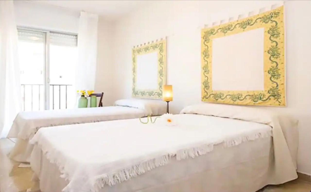 Apartamento En La Playa Con Vistas De Ensueno Almuñécar Eksteriør billede